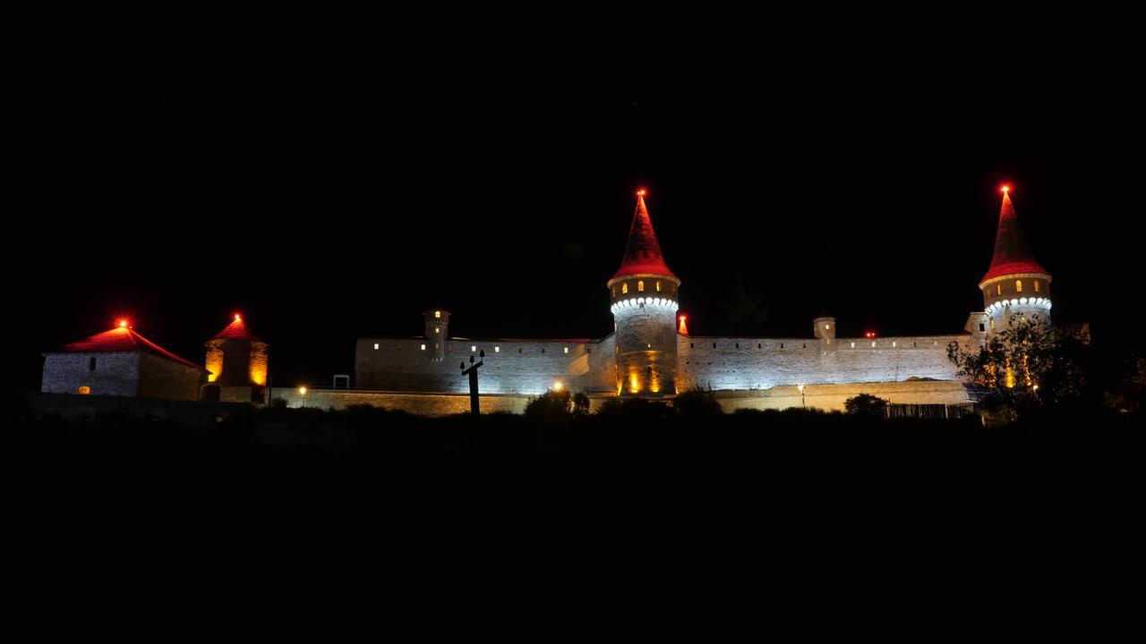 Nazar Stodolya Hotell Kamenets-Podolsk Eksteriør bilde